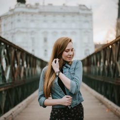 Dámské hodinky ze dřeva