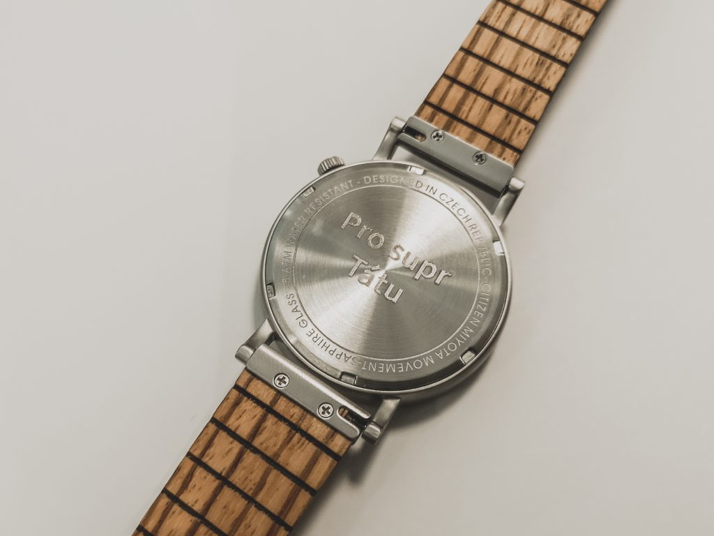 Woowa: Dřevěné Hodinky s českým designem